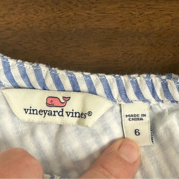 Vineyard Vines Blue White Seersucker Off Shoulder Ruffle Top Sz 6 - Picture 5 of 7